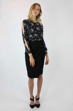 Load image into Gallery viewer, La Fleur Blouse
