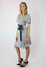 Load image into Gallery viewer, Avec Flair Dress

